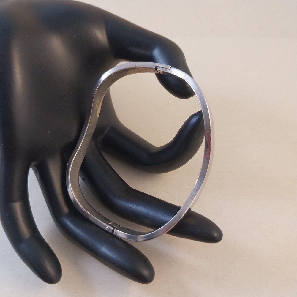 Sterling Silver Wave Bangle - Picture 13 of 14